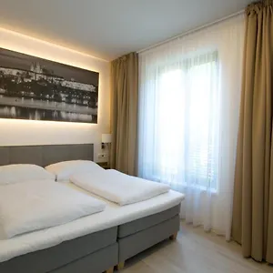 Adeba Plus 4* Prague