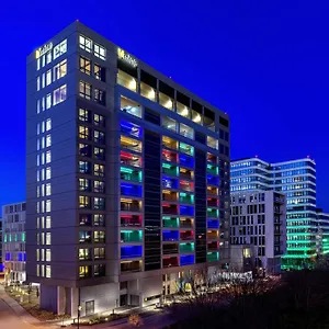 فندق B'mine Frankfurt Airport